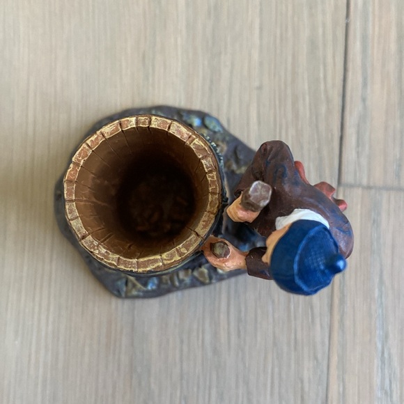 Williamsburg Cooper Making Wooden Barrel - Lang and Wise - Picture 3 of 10